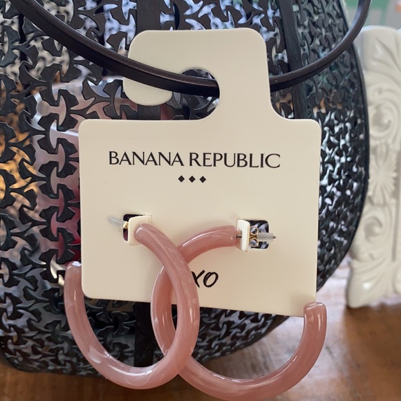 Banana Republic Resin Hoop Earrings - Picture 2 of 7